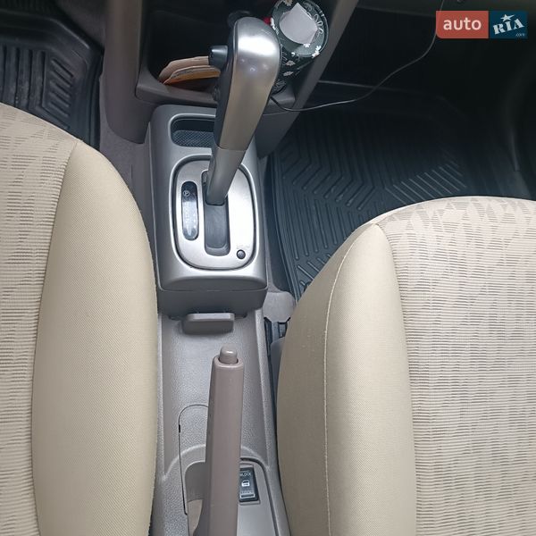 Хэтчбек Nissan Note 2006 в Одессе