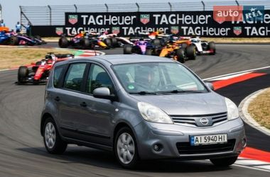 Хэтчбек Nissan Note 2012 в Киеве