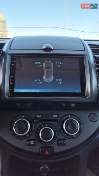 Хэтчбек Nissan Note 2006 в Киеве