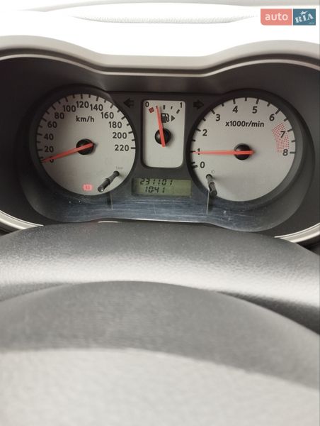 Хэтчбек Nissan Note 2008 в Запорожье