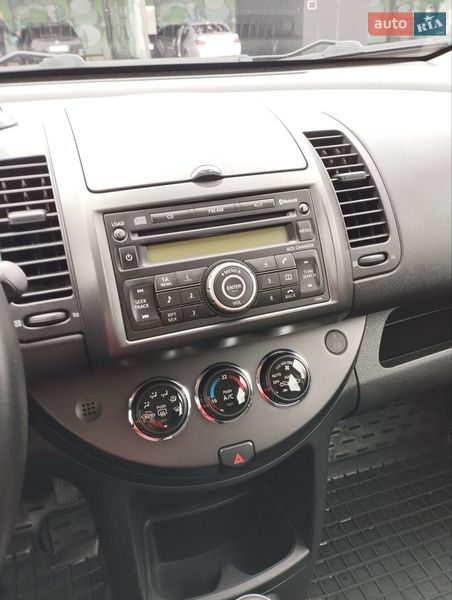 Хэтчбек Nissan Note 2008 в Запорожье
