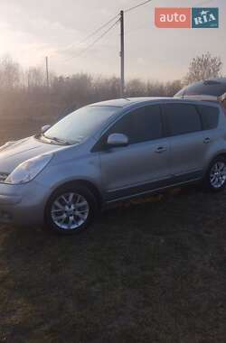 Хэтчбек Nissan Note 2008 в Львове