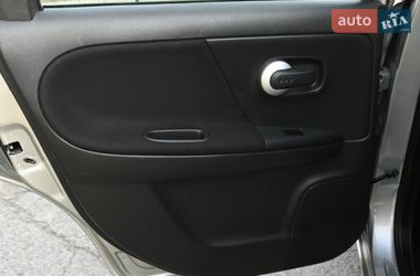 Хэтчбек Nissan Note 2009 в Бердичеве