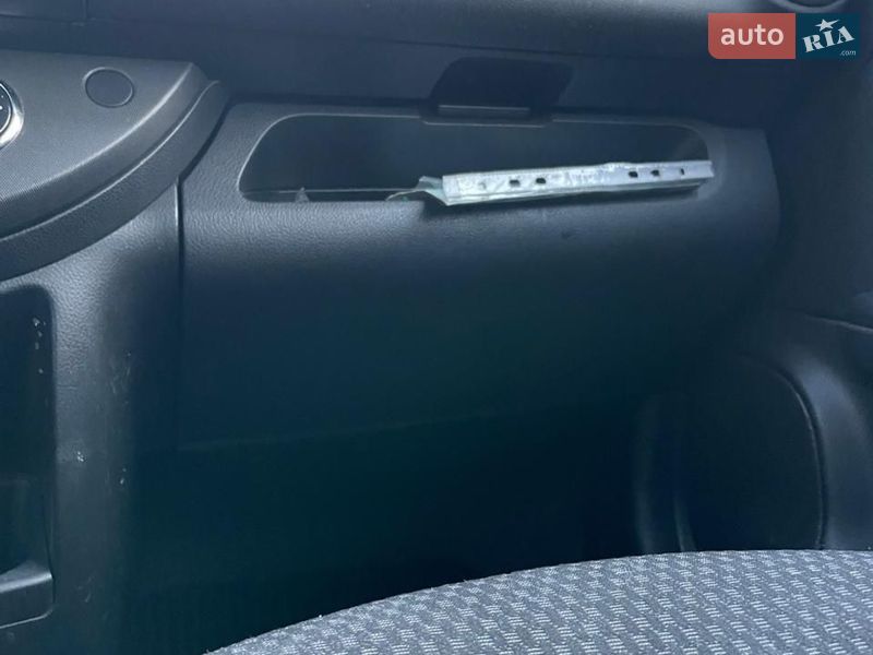 Хэтчбек Nissan Note 2007 в Киеве