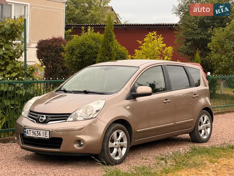 2010 Nissan Note, VIN SJNFCAE11U2076730:plate — фото 1 (autoria)