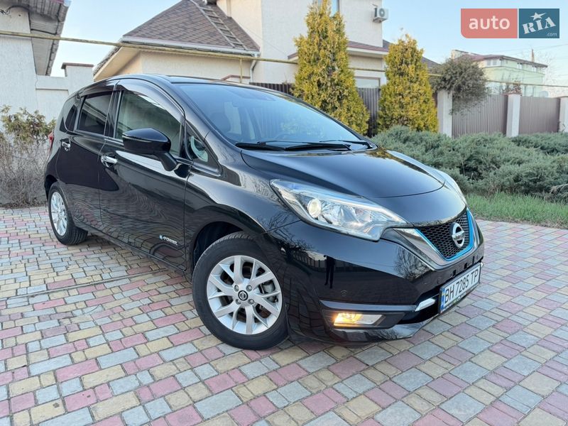 Хэтчбек Nissan Note 2018 в Одессе