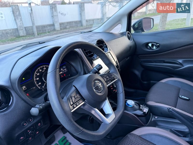 Хэтчбек Nissan Note 2018 в Одессе