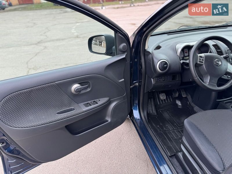 Хэтчбек Nissan Note 2008 в Умани