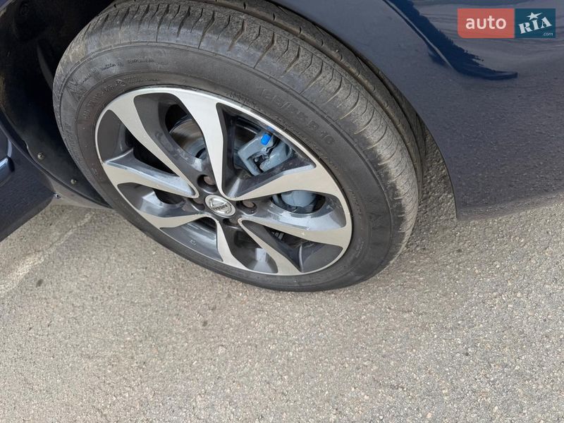 Хэтчбек Nissan Note 2008 в Умани