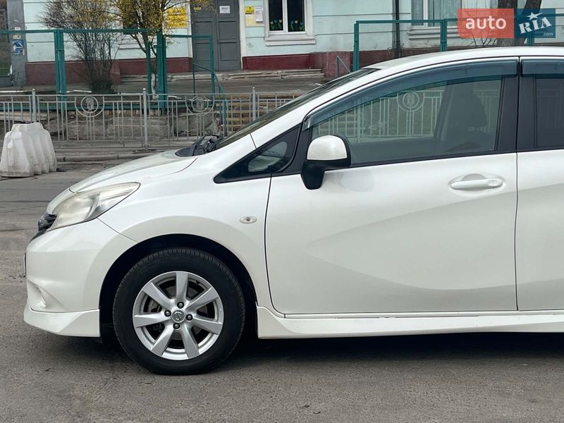 Хэтчбек Nissan Note 2013 в Киеве фото 5 Хэтчбек Nissan Note 2013 в Киеве