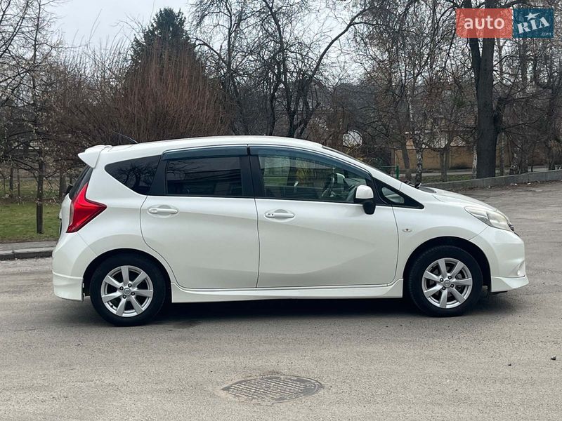 Хэтчбек Nissan Note 2013 в Киеве фото 11 Хэтчбек Nissan Note 2013 в Киеве