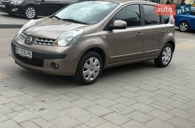 Хэтчбек Nissan Note 2006 в Львове