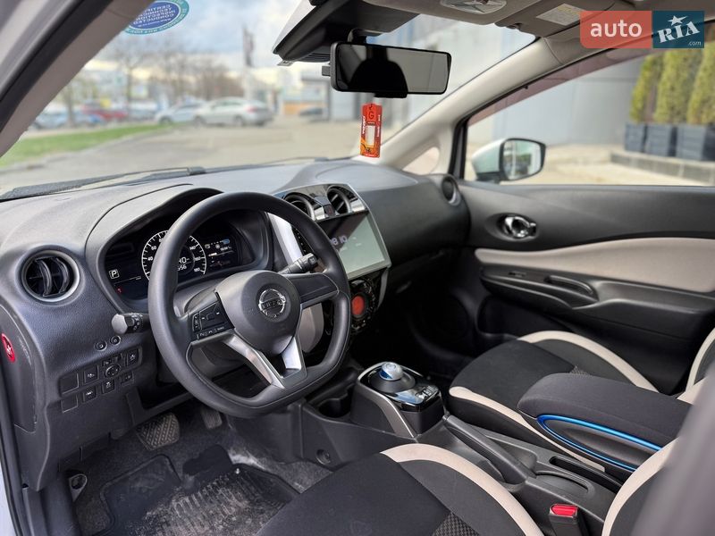 Хэтчбек Nissan Note 2019 в Киеве фото 16 Хэтчбек Nissan Note 2019 в Киеве
