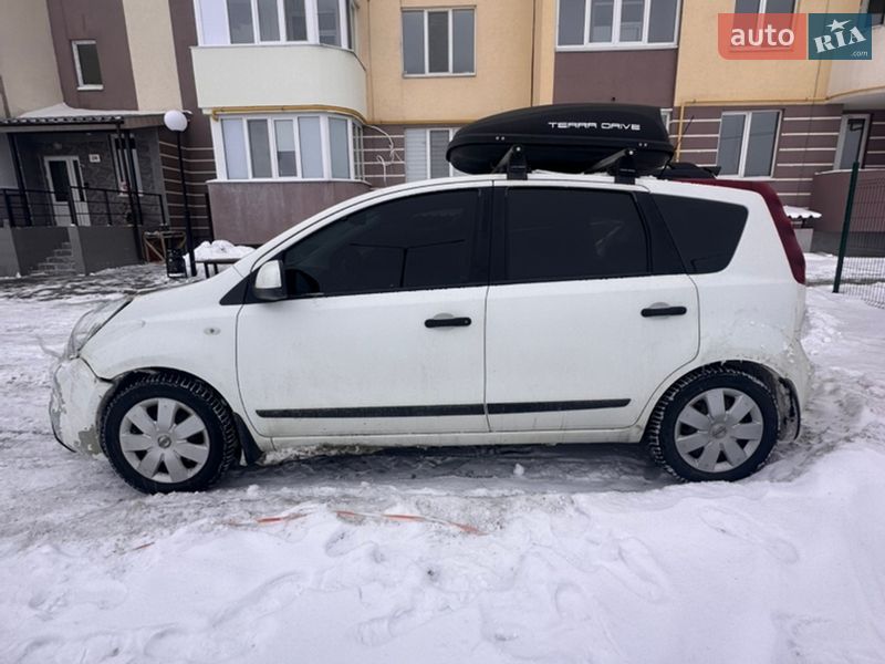 Хэтчбек Nissan Note 2012 в Борисполе фото 8 Хэтчбек Nissan Note 2012 в Борисполе