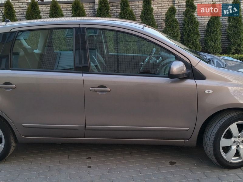 Хэтчбек Nissan Note 2012 в Могилев-Подольске фото 5 Хэтчбек Nissan Note 2012 в Могилев-Подольске