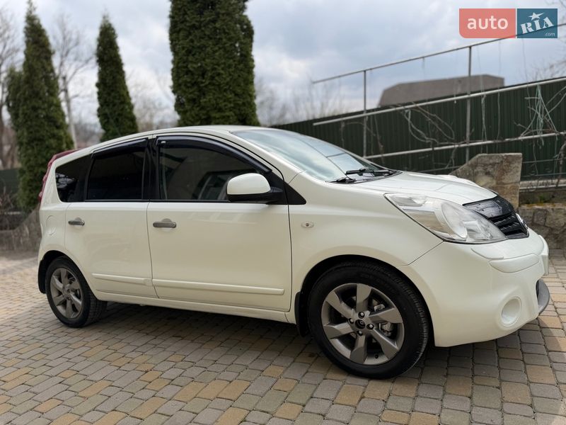 Хетчбек Nissan Note 2011 в Хмельницькому