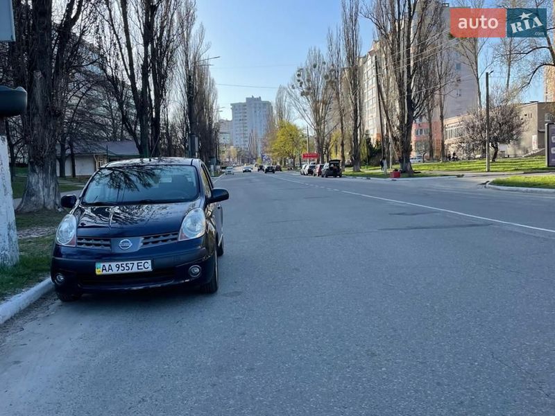 Хэтчбек Nissan Note 2007 в Киеве