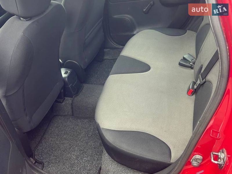 Хэтчбек Nissan Note 2011 в Днепре фото 8 Хэтчбек Nissan Note 2011 в Днепре