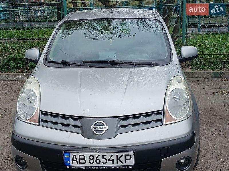2006 Nissan Note, VIN SJNFDAE11U1027228:plate — фото 1 (autoria)