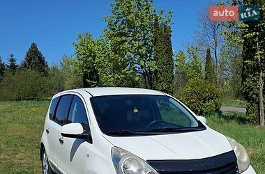 Хэтчбек Nissan Note 2011 в Ивано-Франковске