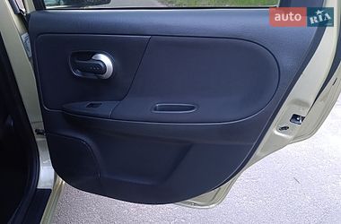 Хетчбек Nissan Note 2010 в Києві