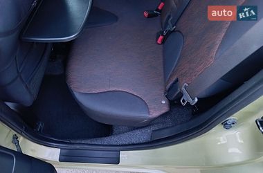 Хетчбек Nissan Note 2010 в Києві