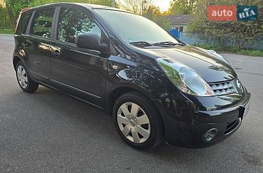 Хэтчбек Nissan Note 2009 в Киеве