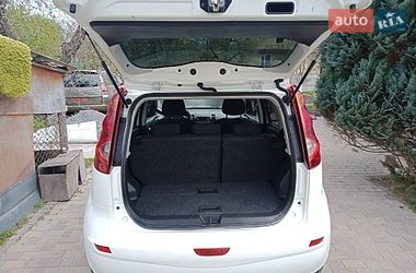 Хэтчбек Nissan Note 2011 в Ровно