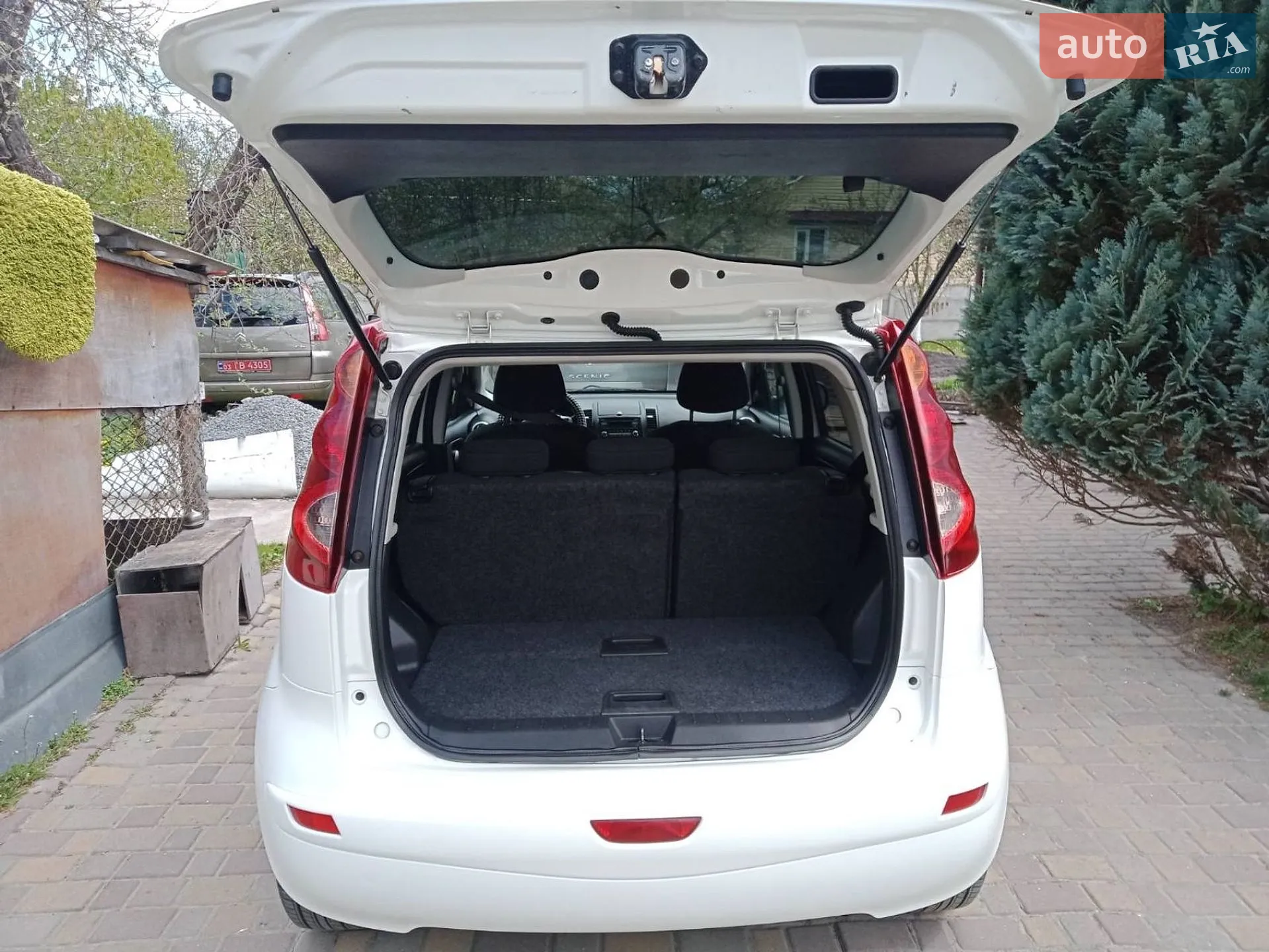 2011 Nissan Note - мініатюра 9