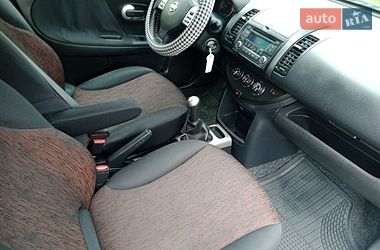 Хэтчбек Nissan Note 2011 в Ровно