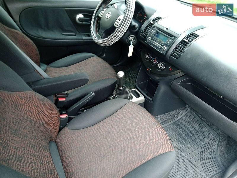 Хэтчбек Nissan Note 2011 в Ровно