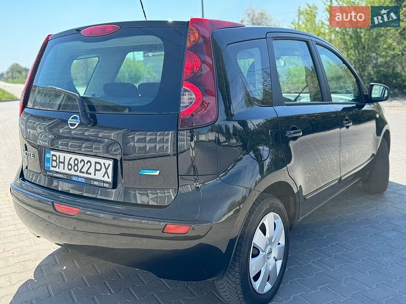 Хэтчбек Nissan Note 2009 в Хмельницком