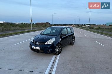 Хэтчбек Nissan Note 2011 в Виннице