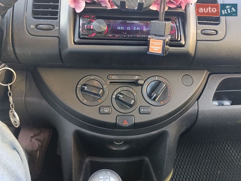 Хетчбек Nissan Note 2006 в Трускавці