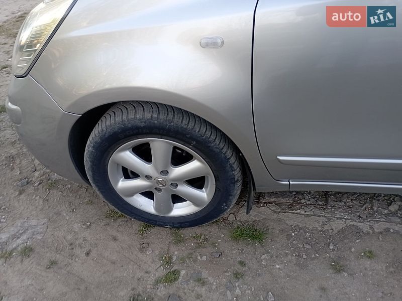 Хэтчбек Nissan Note 2007 в Хмельницком