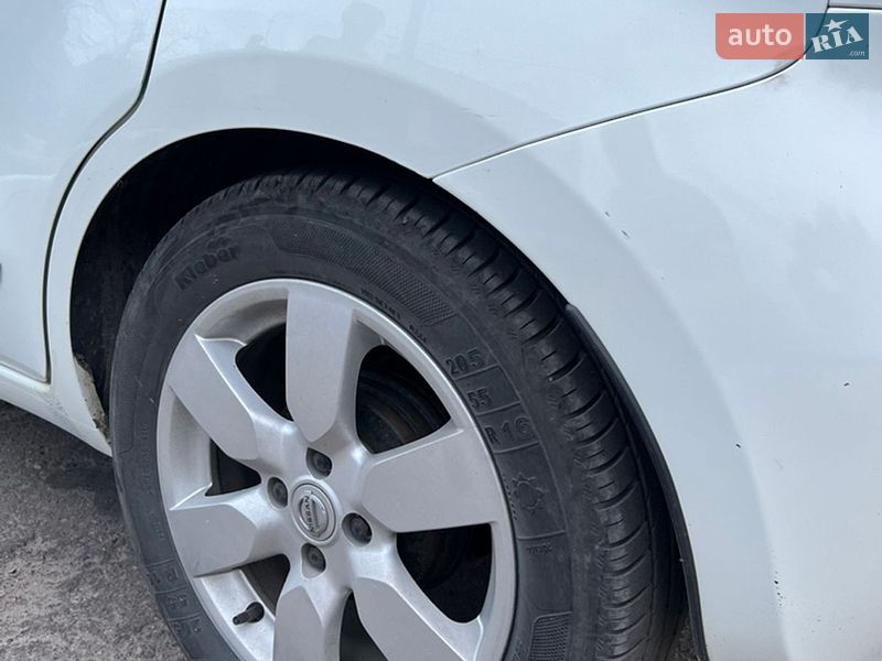 Хетчбек Nissan Note 2011 в Переяславі