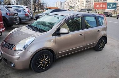 Хэтчбек Nissan Note 2008 в Киеве