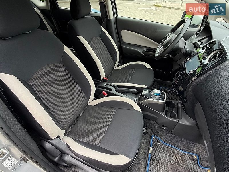 Хэтчбек Nissan Note 2016 в Киеве