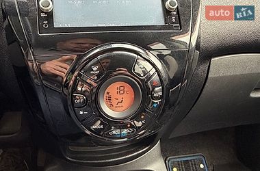 Хэтчбек Nissan Note 2016 в Киеве