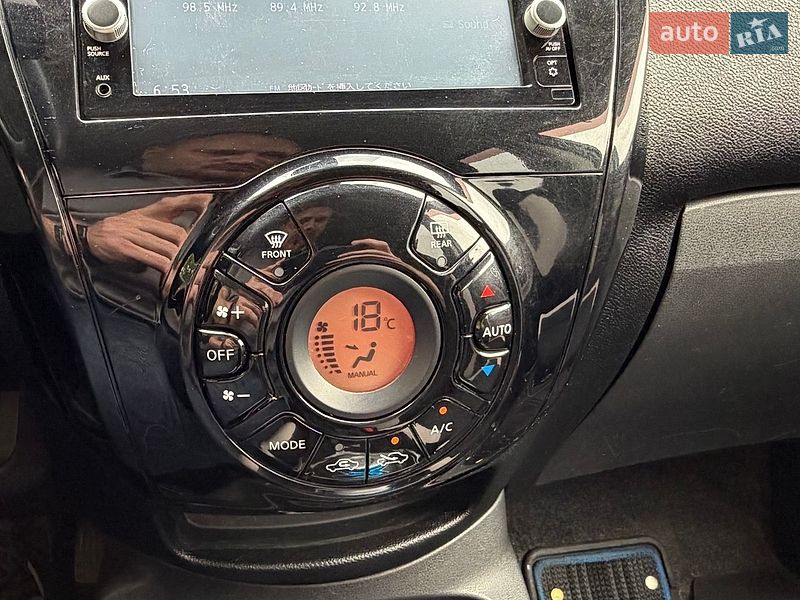 Хэтчбек Nissan Note 2016 в Киеве