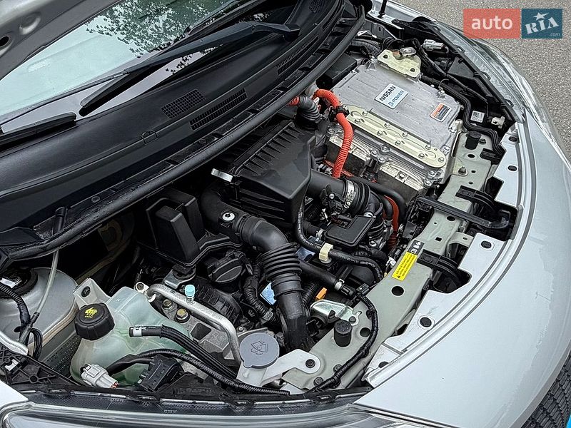 Хэтчбек Nissan Note 2016 в Киеве