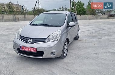 Хэтчбек Nissan Note 2010 в Коростене
