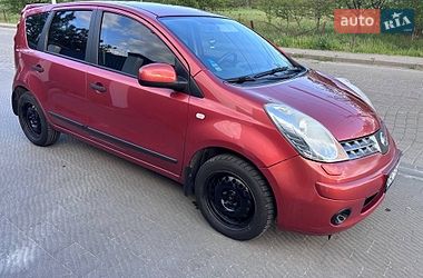Хэтчбек Nissan Note 2008 в Львове