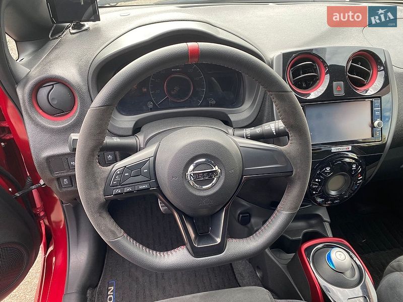 Хэтчбек Nissan Note 2019 в Киеве