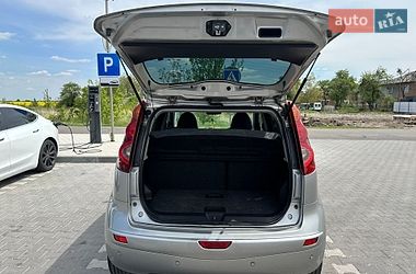 Хэтчбек Nissan Note 2009 в Владимире