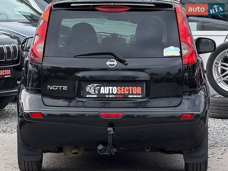 Хэтчбек Nissan Note 2010 в Харькове