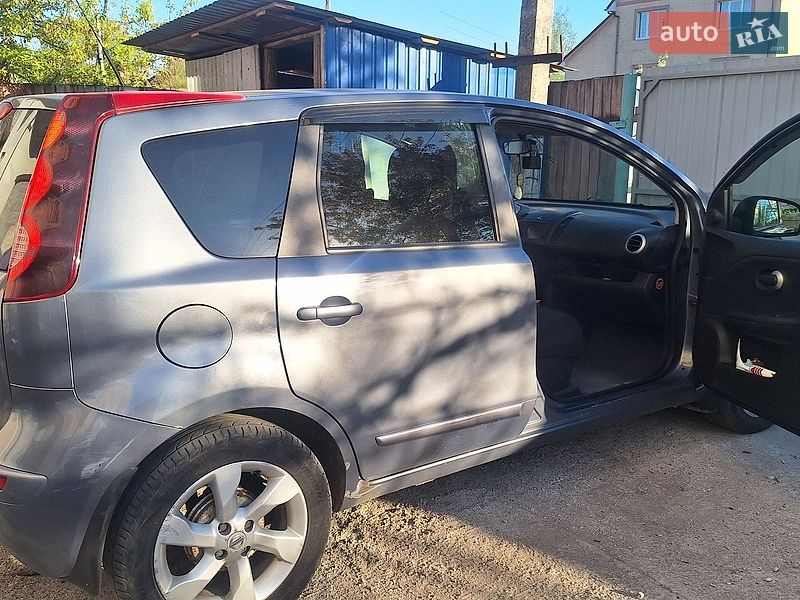 Хетчбек Nissan Note 2009 в Житомирі