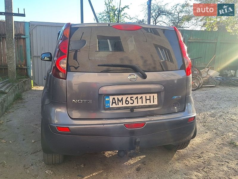 Хетчбек Nissan Note 2009 в Житомирі