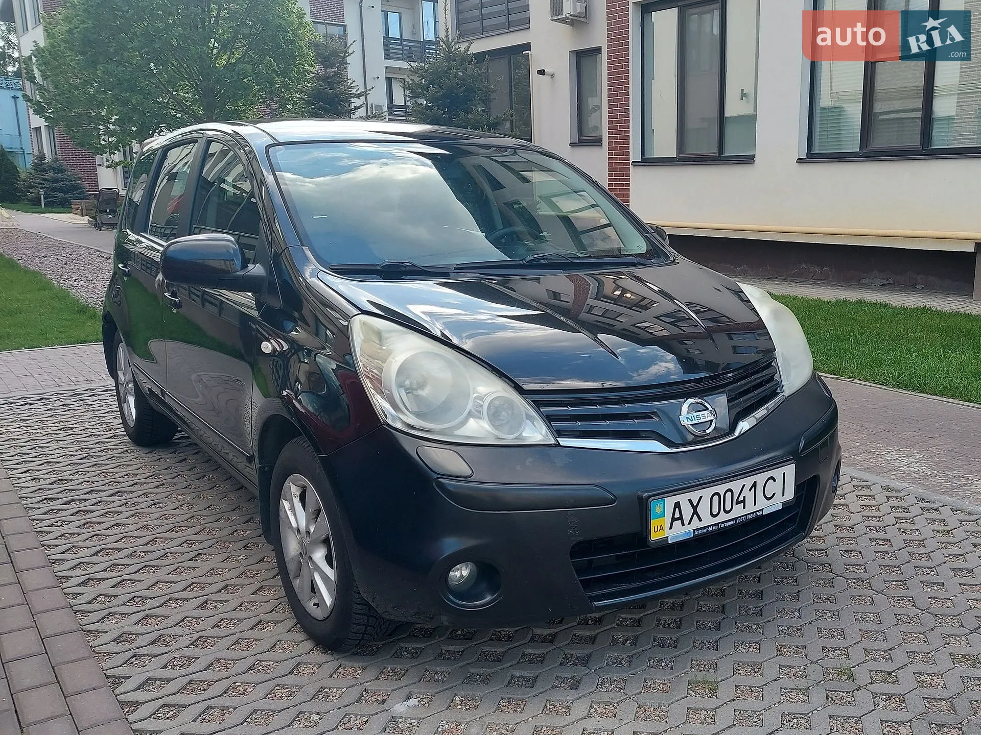 2010 Nissan Note - мініатюра 2