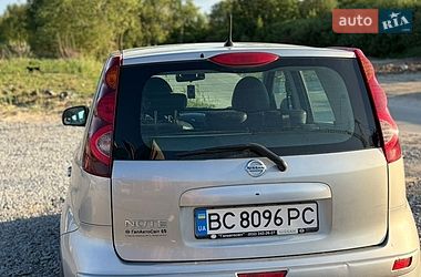 Хэтчбек Nissan Note 2012 в Львове